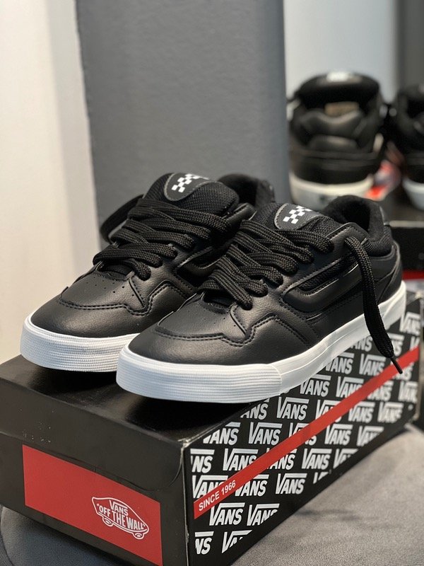 Producto - VANS CASH HI TB