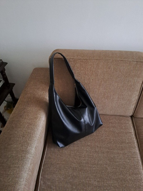 Producto - Hobo Napa Negra - 2