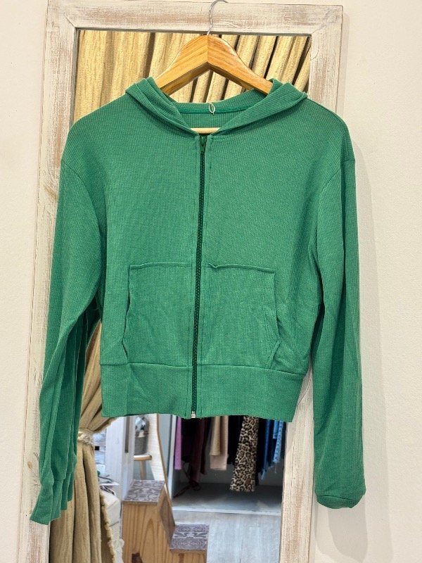 Producto - Camperita verde punto roma