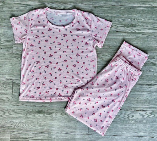 Producto - pijama morley dama, media estacion, rosa flores rosas