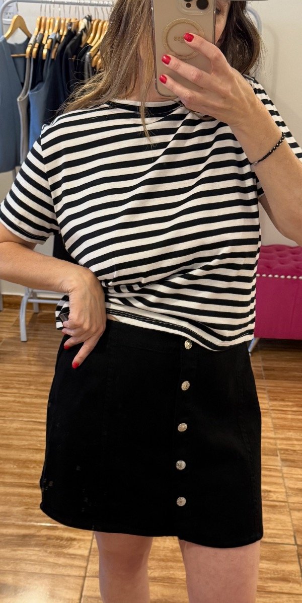 Producto - Falda gabardina negra Rosalía