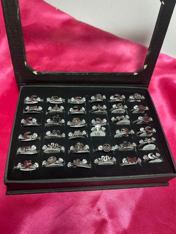 Producto - Anillos Acero quirúrgico con stras