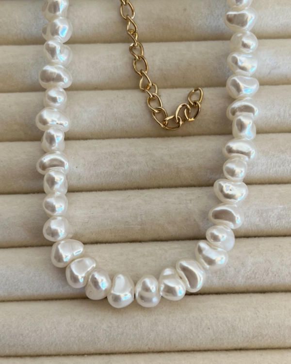 Producto - Collar de símil perlas de acero dorado 43-49cm