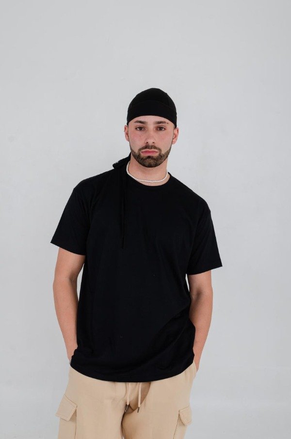 Producto - Remera  Regular NEGRA