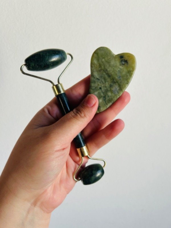 Producto - Rodillo Jade y Gua Sha Piedra Natural
