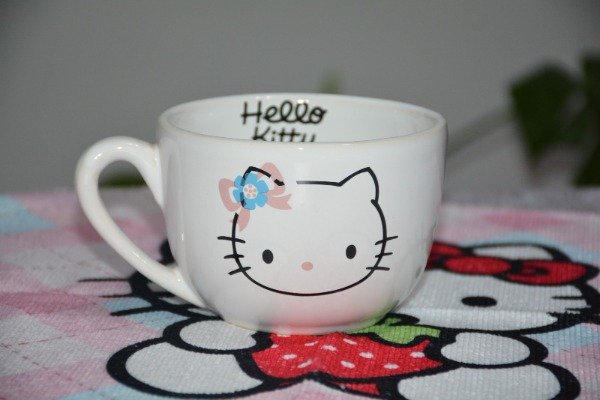 Producto - TAZON - HELLO KITTY