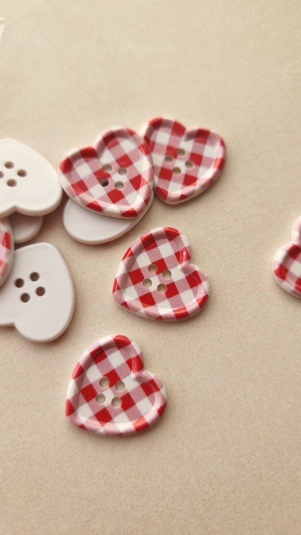 Producto - Botón CUADRILLÉ rojo