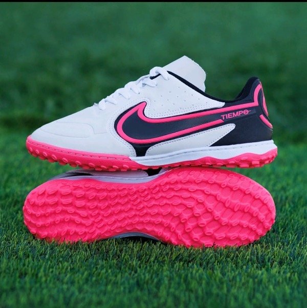 Producto - Nike tiempo pink