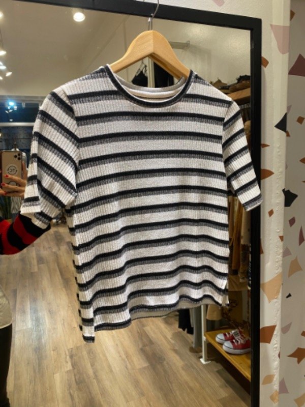 Producto - Remera rayada talle M/L Portsaid
