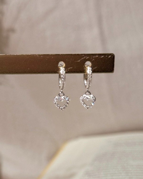 Producto - Argollitas mini corazón strass