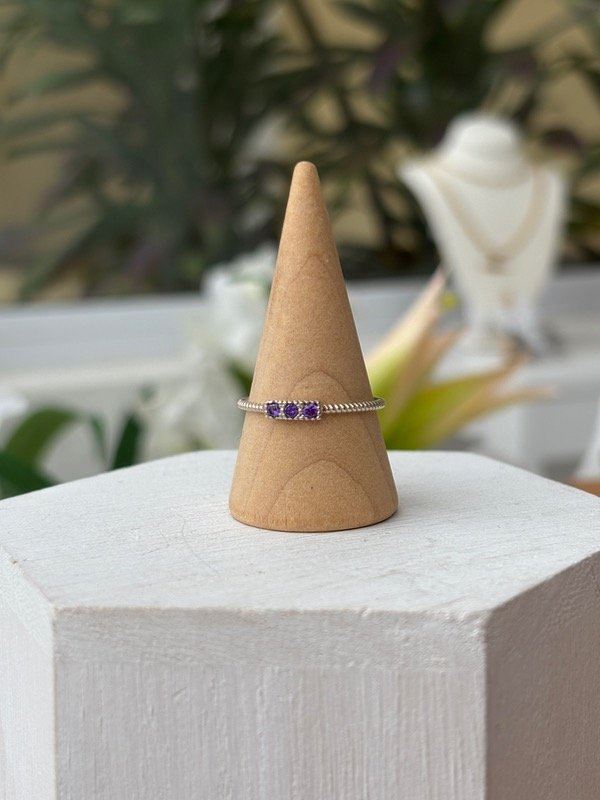 Producto - Anillo Violeta