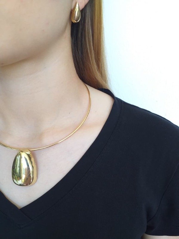 Producto - Conjunto Collar Rígido Gota Bombé dorado con Aros