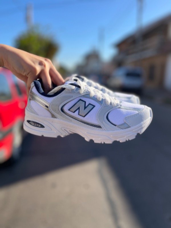 Producto - NEW BALANCE 530