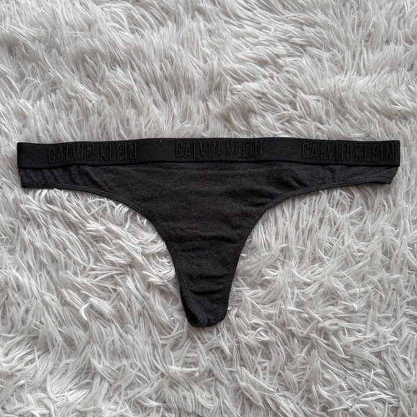 Producto - LESS CALVIN KLEIN 37