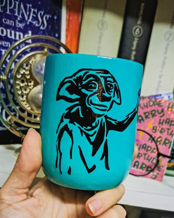 Producto - Mate pintado a mano Free Elf
