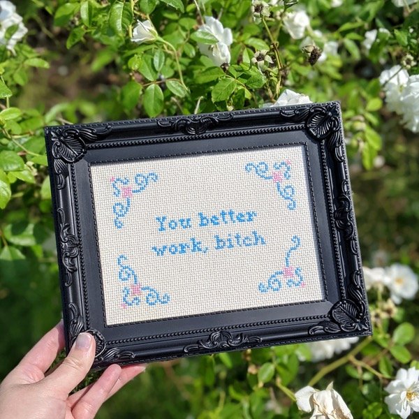 Producto - Bordado Work Bitch