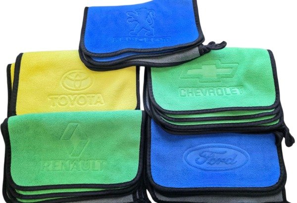 Producto - MICROFIBRA SECADO RÁPIDO 30X40 CM CON LOGO AUTO