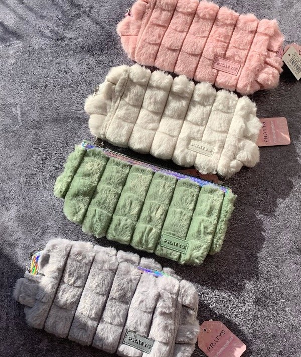 Producto - Portacosmeticos peluche Pratys