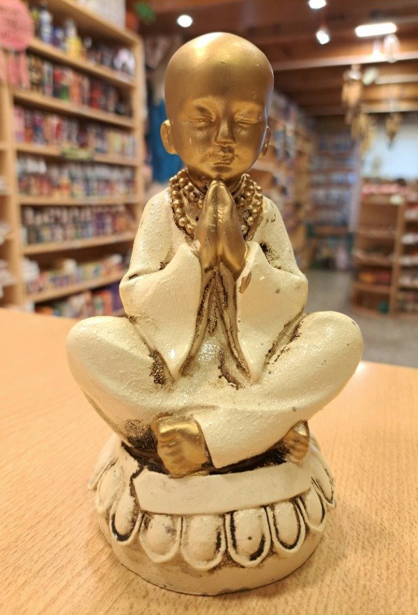 Producto - Monje Meditando 15 cm