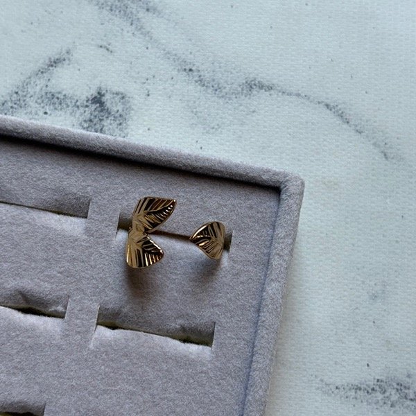 Producto - Anillo hojitas T18