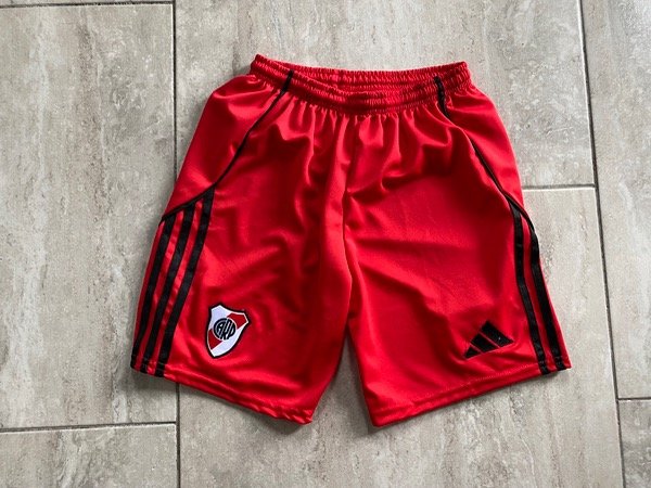 Producto - Short River rojo 25/26