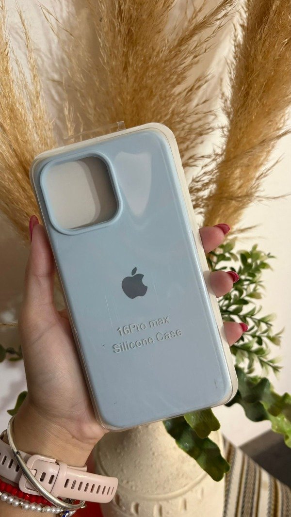 Producto - Silicon case celeste - iPhone 16pro max