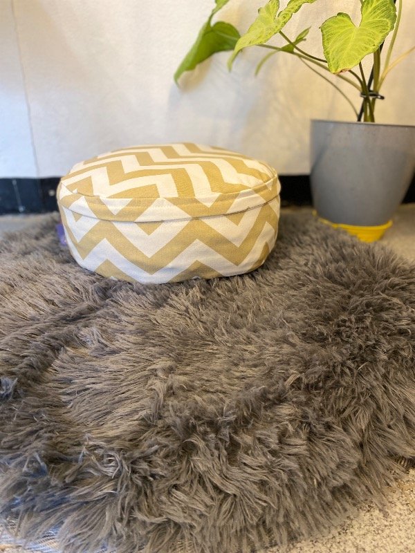 Producto - Almohadón de piso Chevron nude - 0