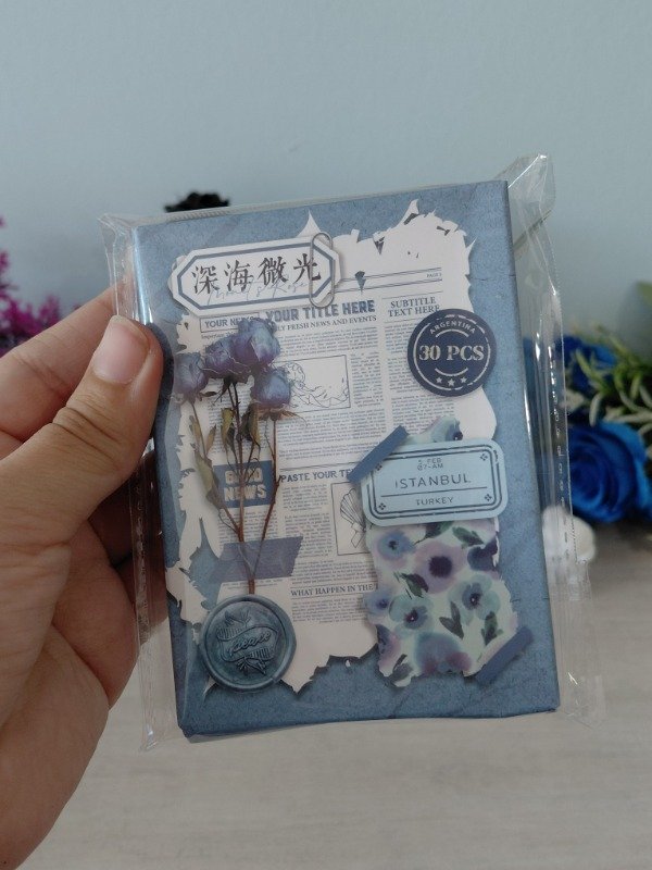 Producto - Cajita de stickers x 30 - Temática vintage celeste #002