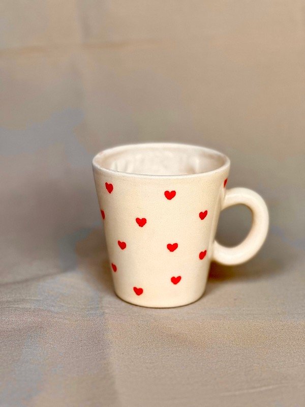 Producto - Cónicas artesanales- Corazones rojos