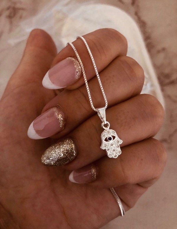 Producto - Dije manito de Fátima micropave Plata 925