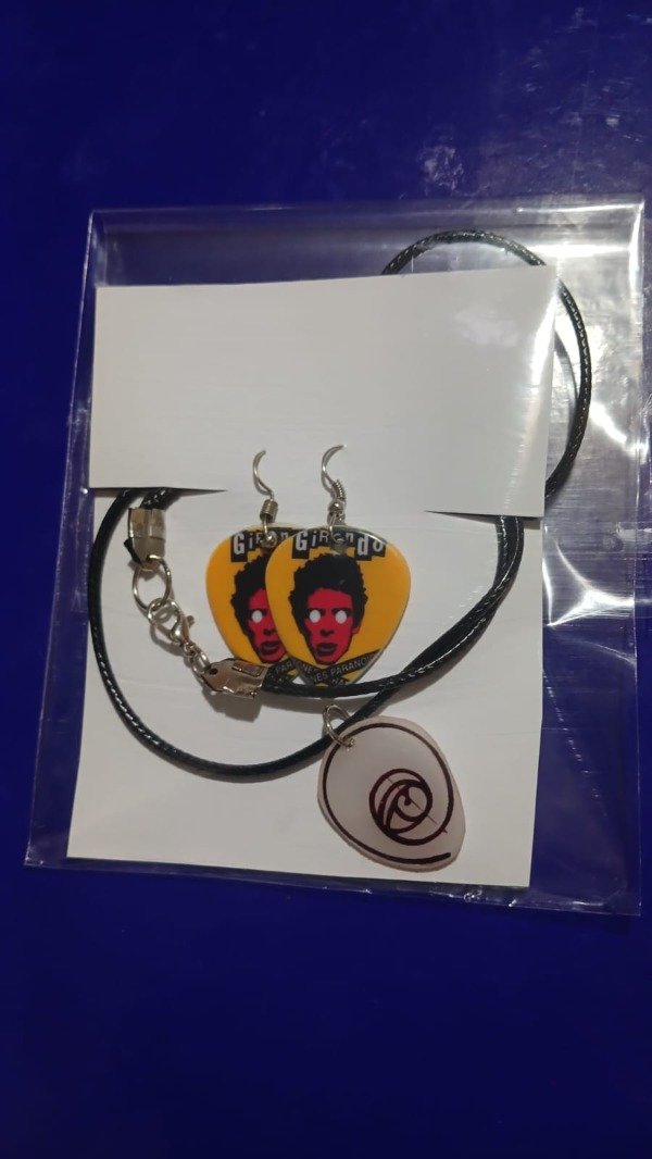 Producto - Collar mas aritos los ratones