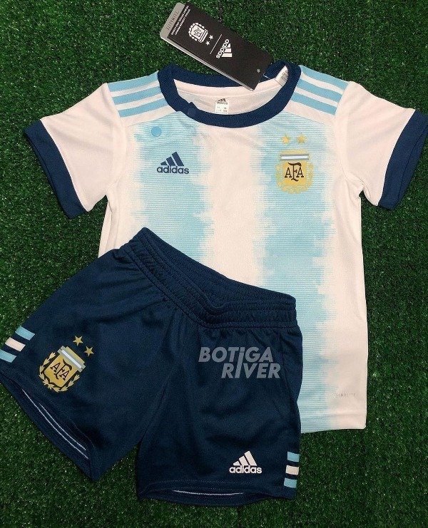 Producto - KIT BEBÉS AFA ARGENTINA 2019/20  (SHORT + CAMISETA) - 6-9 MESES