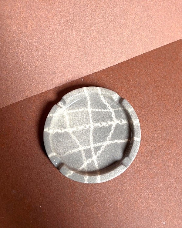 Producto - Cenicero Cadena Gris