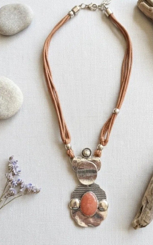 Producto - Collar terracota