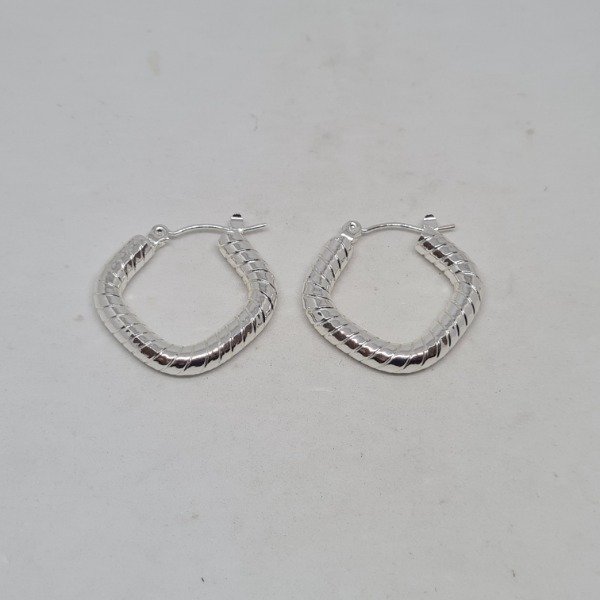 Producto - Argollas rombo 18mm