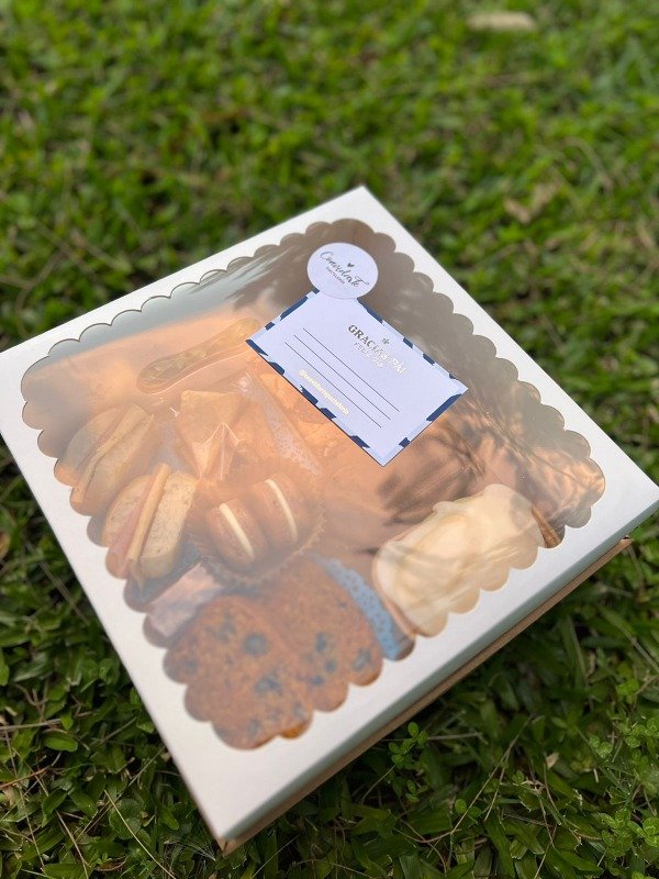 Producto - Caja para desayuno con visor 30x30x12 - 1