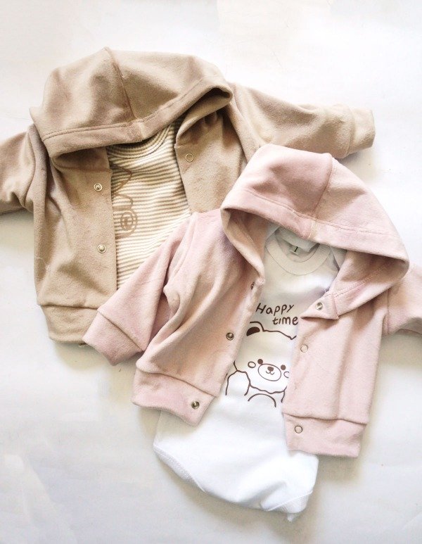 Producto - ARTICULO 871 - H- CONJUNTO BABUCHA Y CAMPERA DE  PLUSH