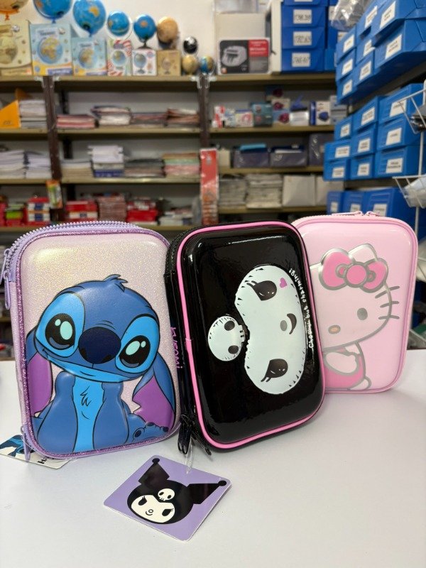 Producto - Cartuchera 2 cierres  - Stitch - Kitty - Kuromi - "Mooving"