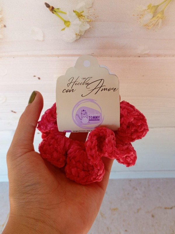 Producto - Scrunchies Extra Suave a Crochet - Roja
