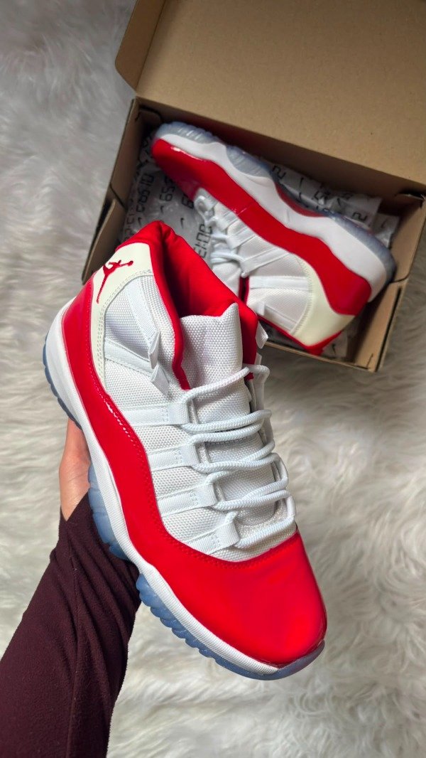 Producto - JORDAN RETRO 11 CHERRY - 1