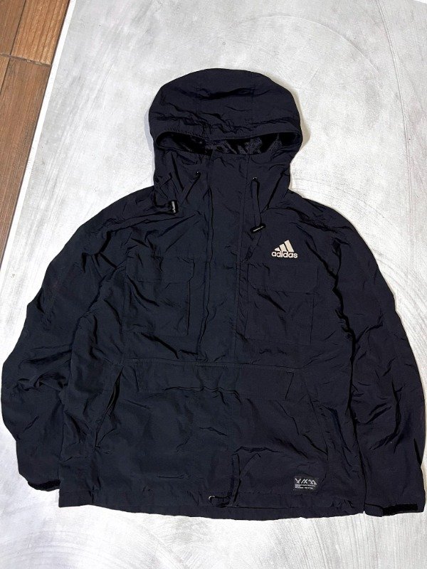 Producto - Anorak Adidas Black!
