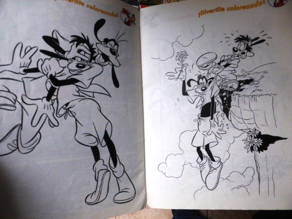 Producto - GOOFY AVENTURAS AÑO 1 Nro 1 - DISNEY - 2000 - TRES HISTORIETAS DIFERENTES - 2