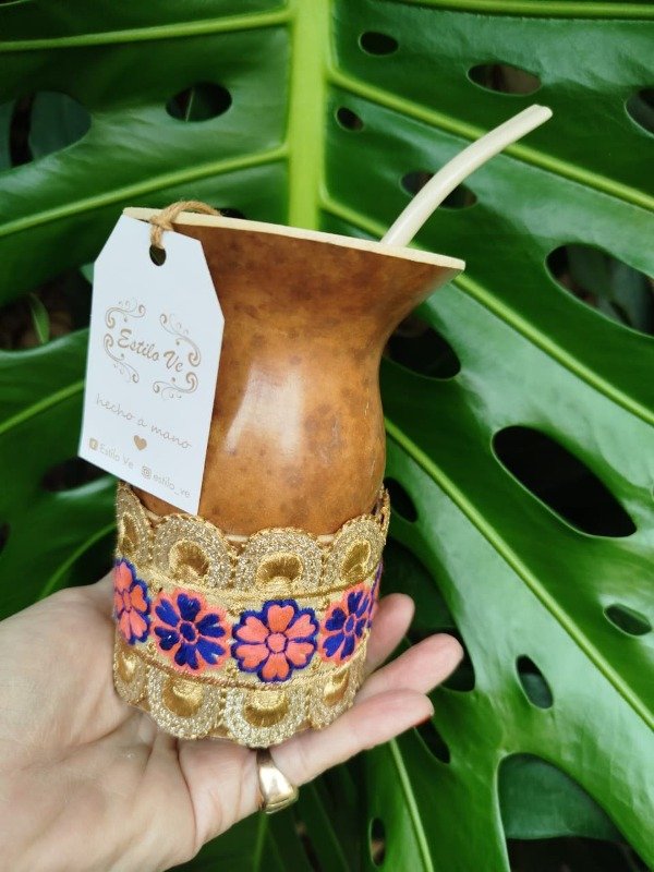 Producto - Mate Calabaza-KIOTO- con base de cuero.