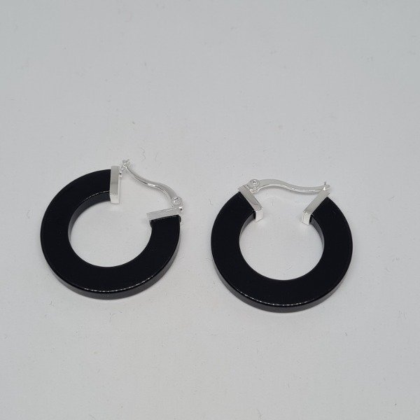 Producto - Aro plateado argolla onix 30mm
