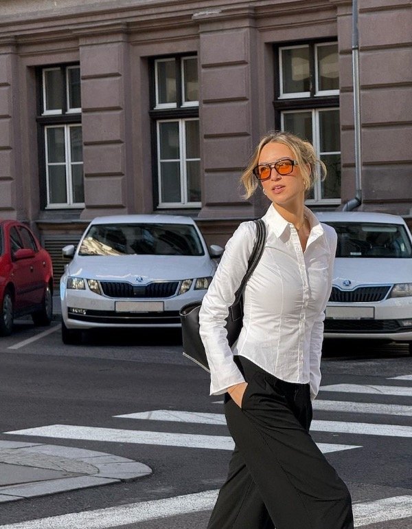 Producto - Camisa entallada blanca Bershka