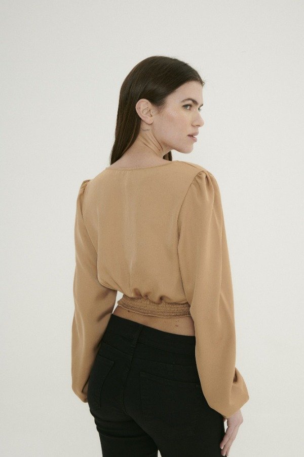 Producto - BLUSA ESC V CON FRUNCE - 1