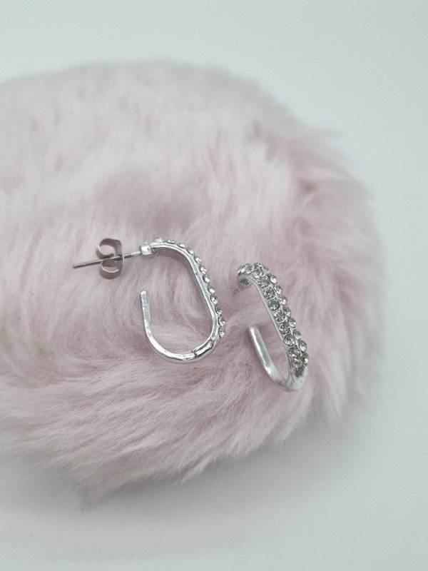 Producto - Aros acero blanco pasante argollita Oval línea strass