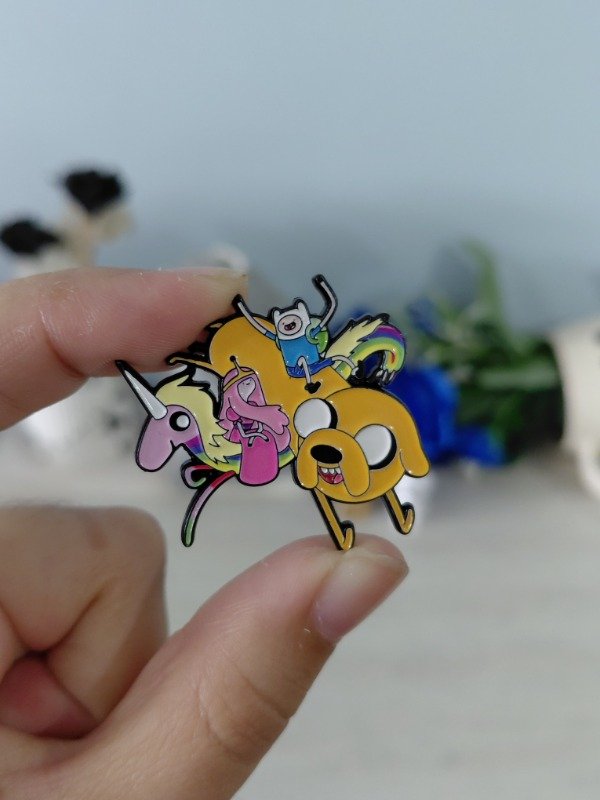 Producto - Pin metalizado - Hora de aventura #1385