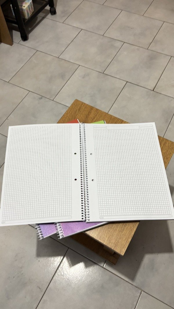 Producto - Cuaderno facultativo cuadriculado - 1