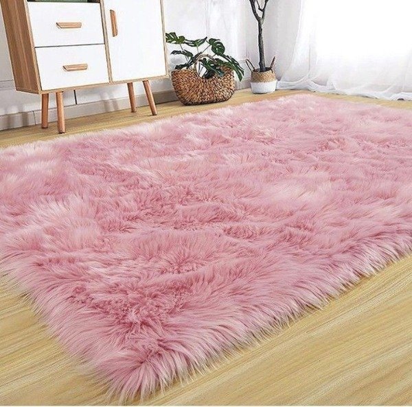 Producto - CC108794 ALFOMBRA PELUCHONA 100X140CM X DOCENA